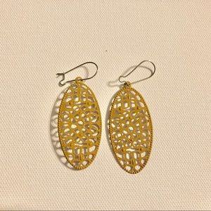 Plunder mustard filigree earrings